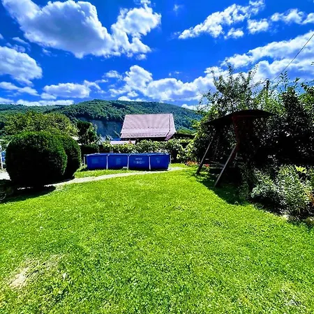 U Olgy Γιαρέμτσε