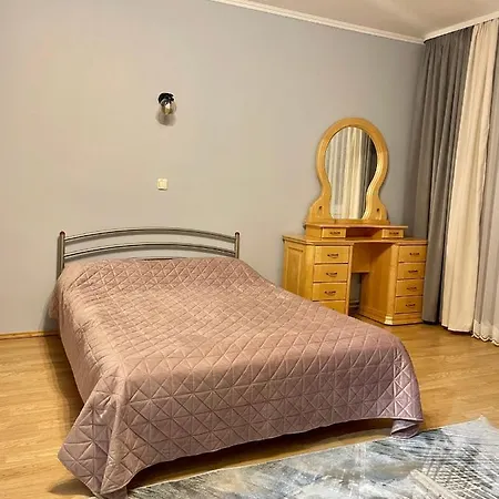 U Olgy Γιαρέμτσε