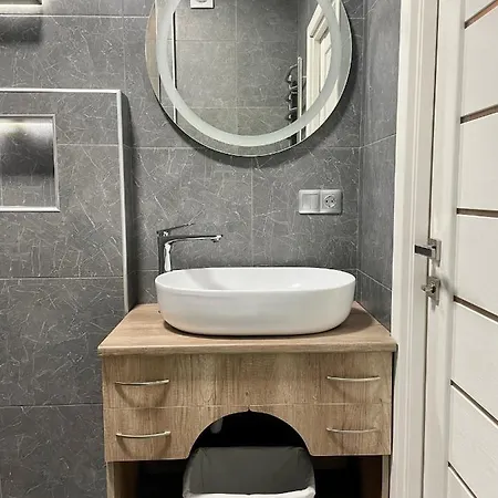 U Olgy Γιαρέμτσε